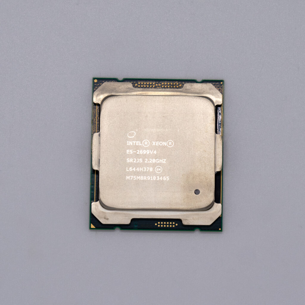 Процессор Intel Xeon E5-2699 v4 22 ядра, 44 потока 2.2 GHz -3.6 GHz в режиме турбо SR2JS