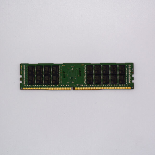 Серверная оперативная память Samsung 16G DDR4 2400MHz M393A2G40EB1-CRC0Q