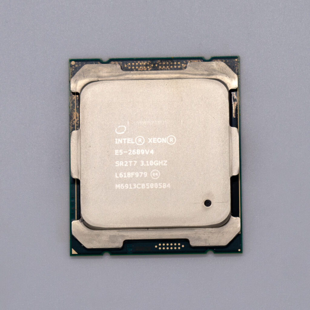 Процессор Intel Xeon e5-2689 v4 10/20 3.1/3.8 ГГц 165вт SR2T7