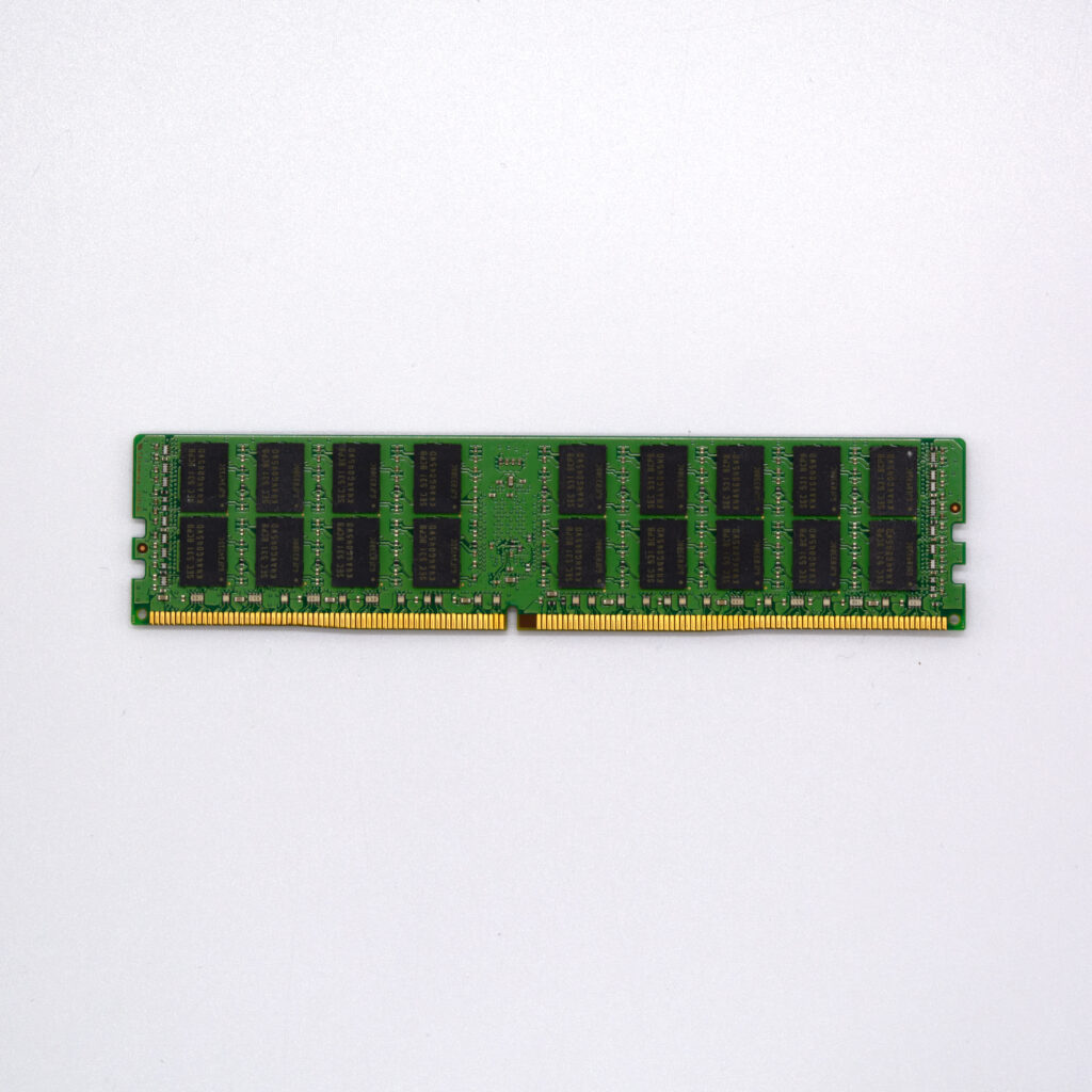 Оперативная память DDR4 Samsung 16Gb 2133MHz