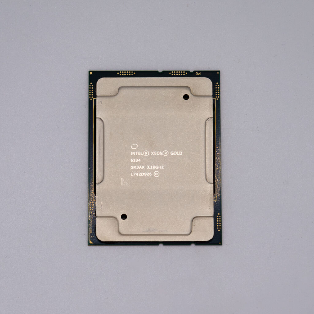 Процессор Intel Xeon Gold 6134 8/16 3.2/3.7 ГГц 130вт SR3AR