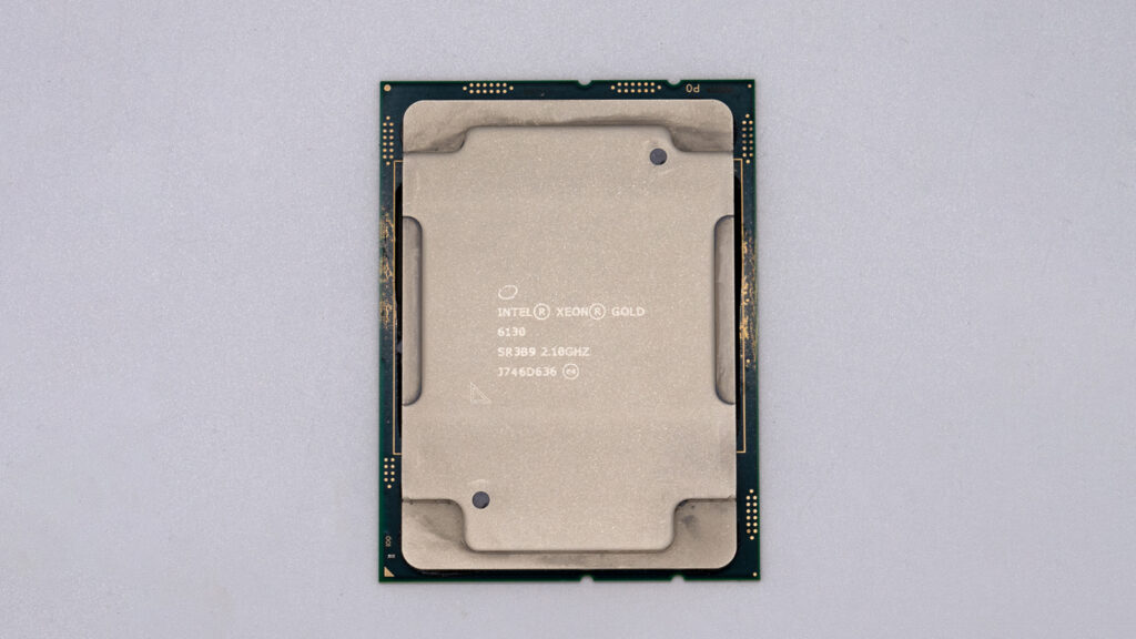 Процессор Intel Xeon Gold 6130 16/32 2.1/3.7 ГГц 125вт SR3B9