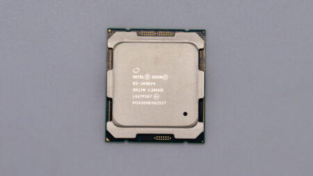 Процессор Intel Xeon E5-2698 v4 20/40 2.2/3.6 ГГц 135вт SR2JW