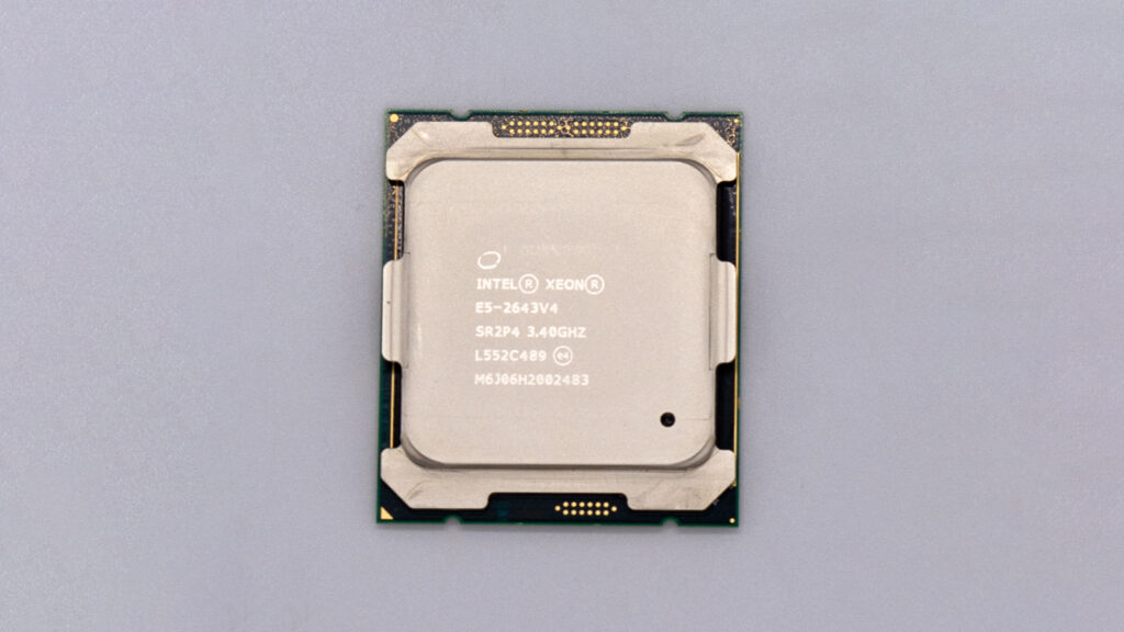 Процессор Intel Xeon E5-2643 v4 6/12 3.4/3.7 ГГц 135вт SR2P4