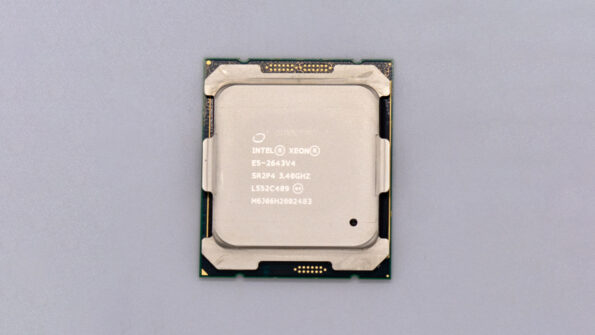 Процессор Intel Xeon E5-2643 v4 6/12 3.4/3.7 ГГц 135вт SR2P4