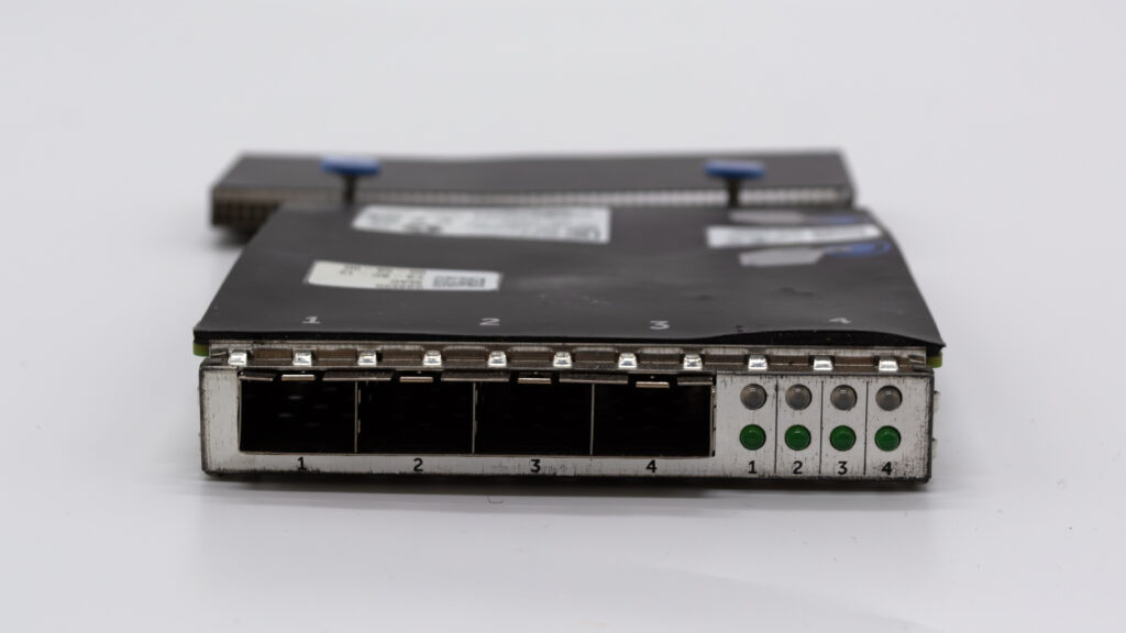 Сетевая карта Embedded Dell Intel X710-DA4 10GbE*4 SFP+ 068M95