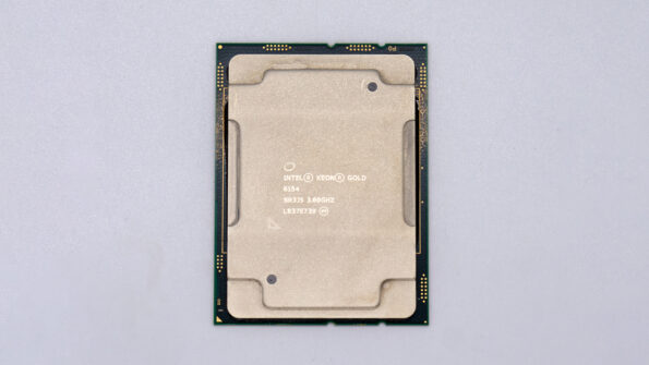 Процессор Intel Xeon Gold 6154 18/36 3.0/3.7 ГГц 200вт SR3J5