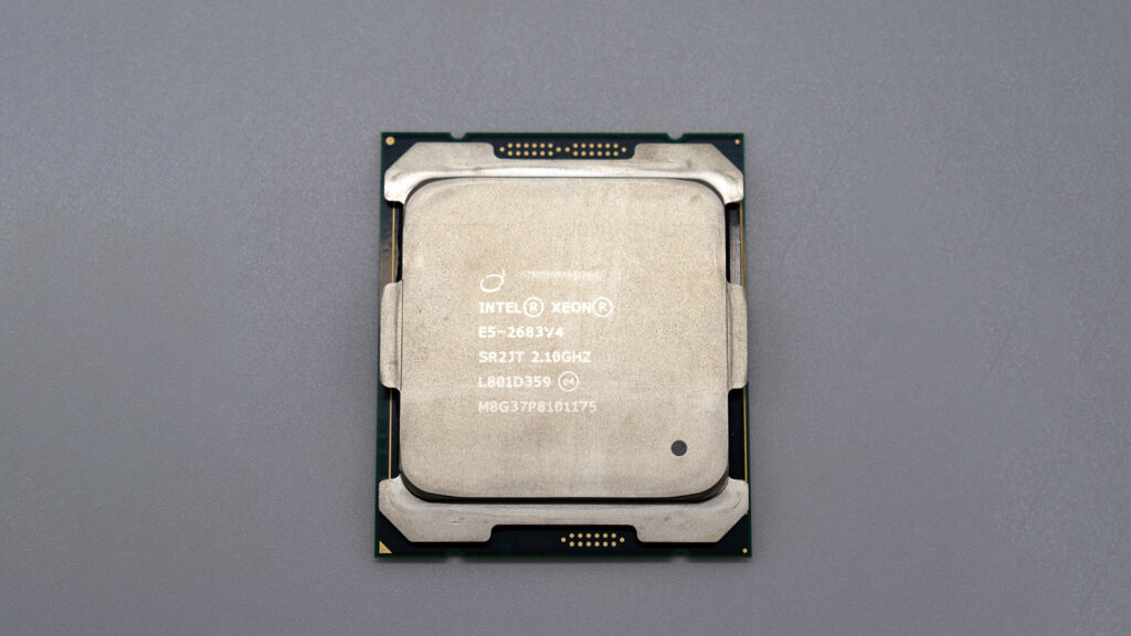 Процессор Intel Xeon E5-2683 v4 16/32 2.1/3.0 ГГц 120вт SR2JT