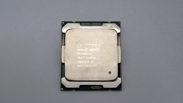 Процессор Intel Xeon E5-2683 v4 16/32 2.1/3.0 ГГц 120вт SR2JT