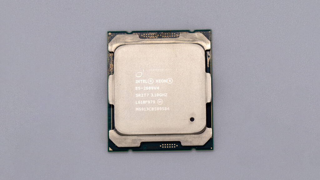 Процессор Intel Xeon e5-2689 v4 10/20 3.1/3.8 ГГц 165вт SR2T7