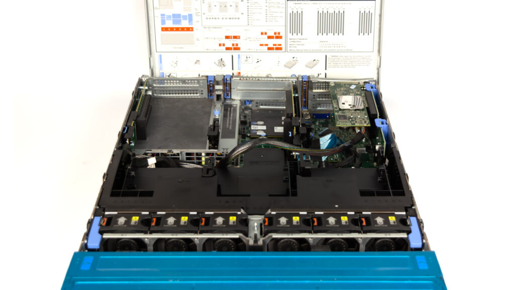 Серверная платформа Dell PowerEdge R7425 2.5*24SFF
