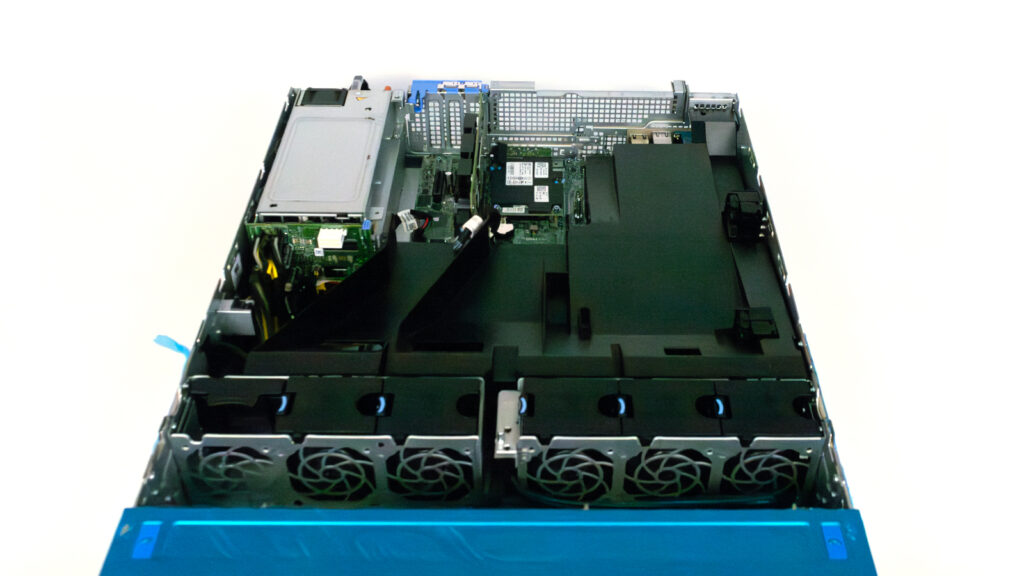 Серверная платформа Dell PowerEdge R540 3.5*8LFF