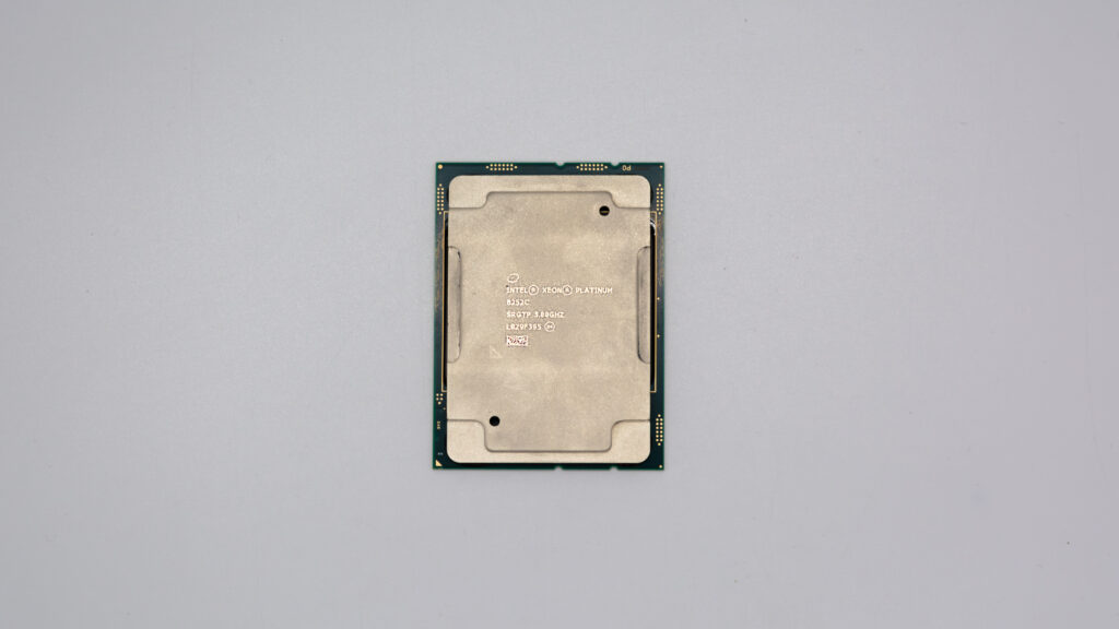 Процессор Intel Xeon Platinum 8252C 12/24 3.8/4.5ГГц 240Вт SRGTP
